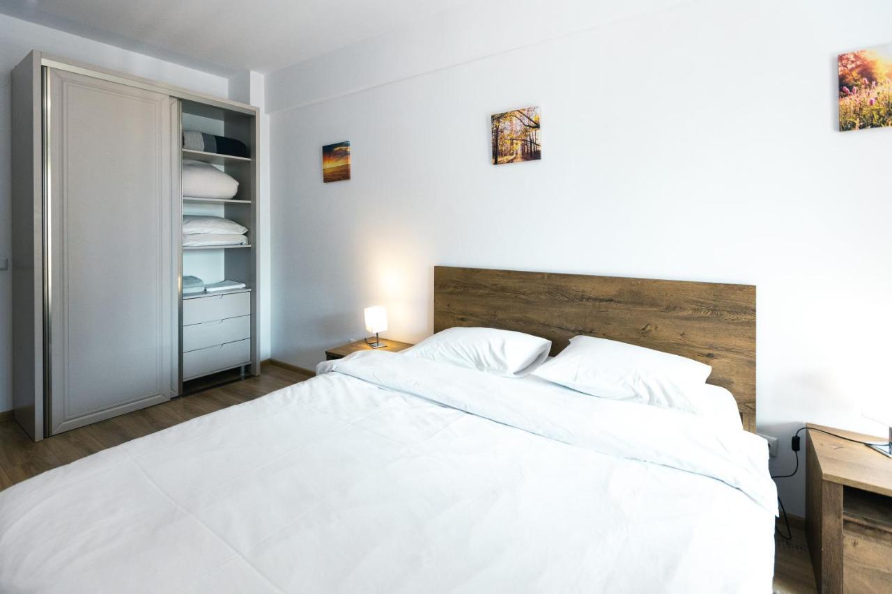 Rivera Apartments - Premium Accomodation Iasi Exterior photo